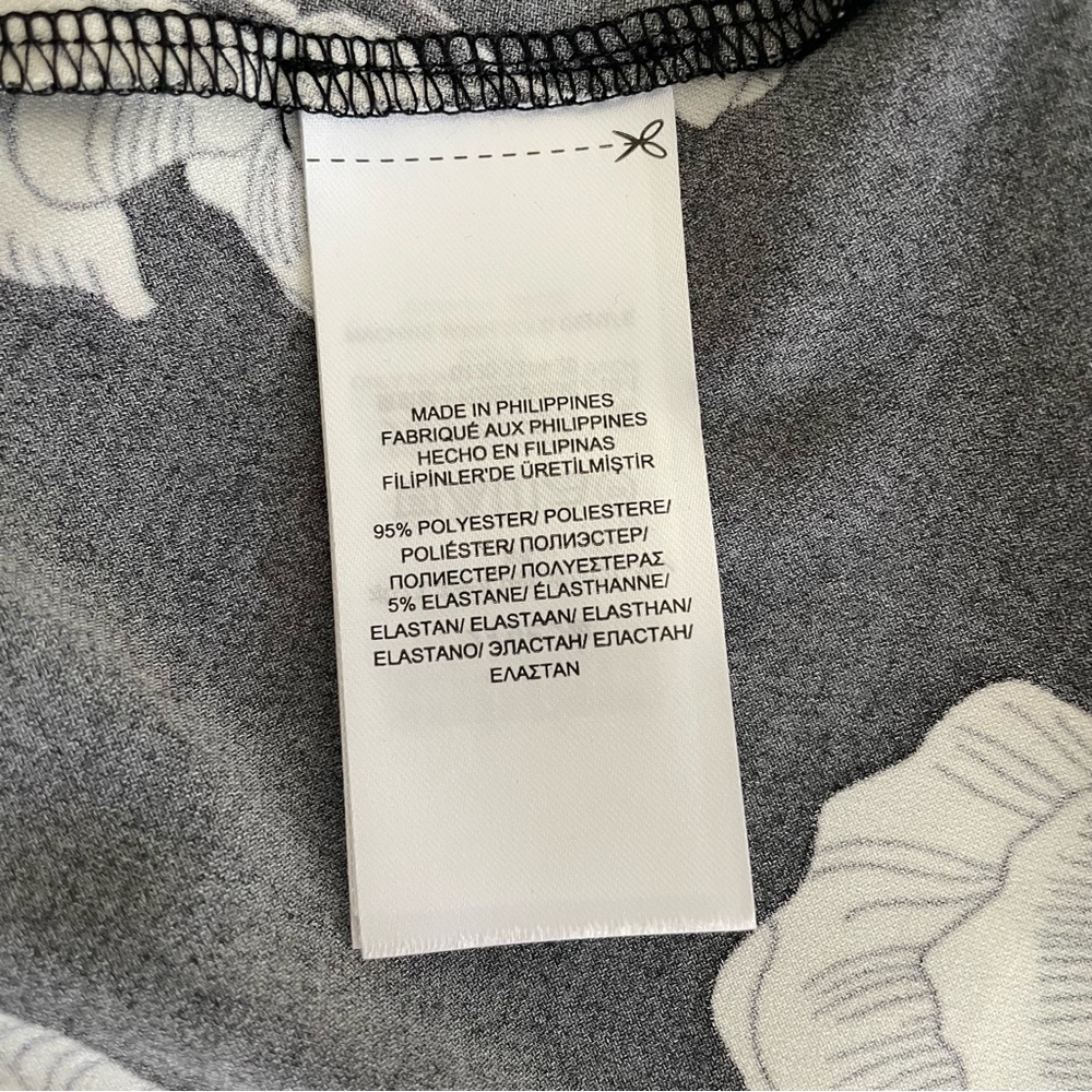 Lauren Ralph Lauren Floral-Print Midi Surplice Dress Black and White Sz: 4 NWT - Picture 14 of 15